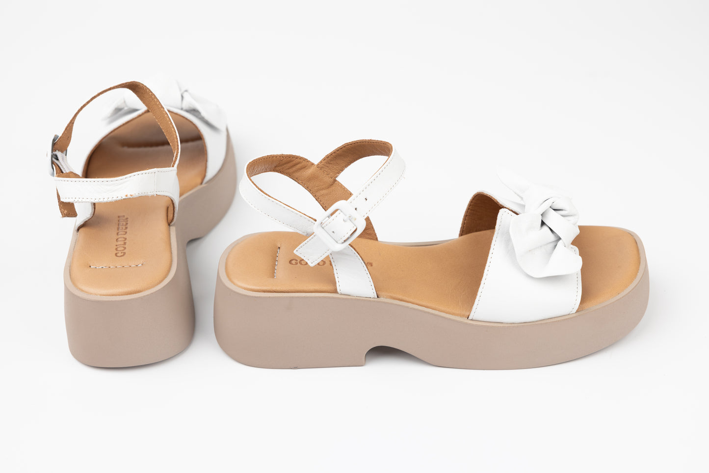 Women's sandals made of genuine leather ERISMA 3207 White