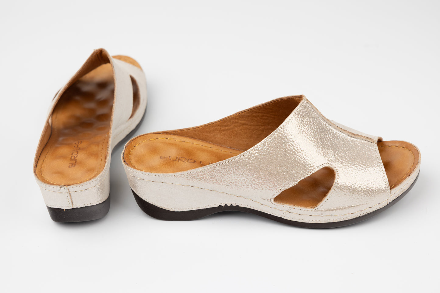 Saboti dama piele naturala LSD 504 Bej croco saten