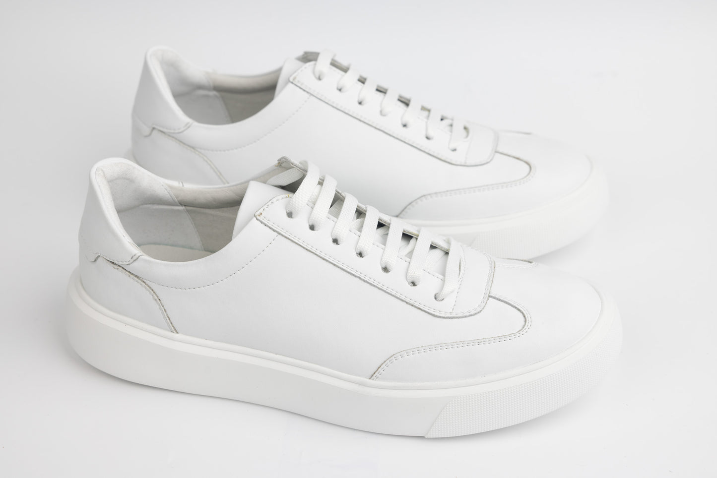 Men's casual shoes VANDER 179 White