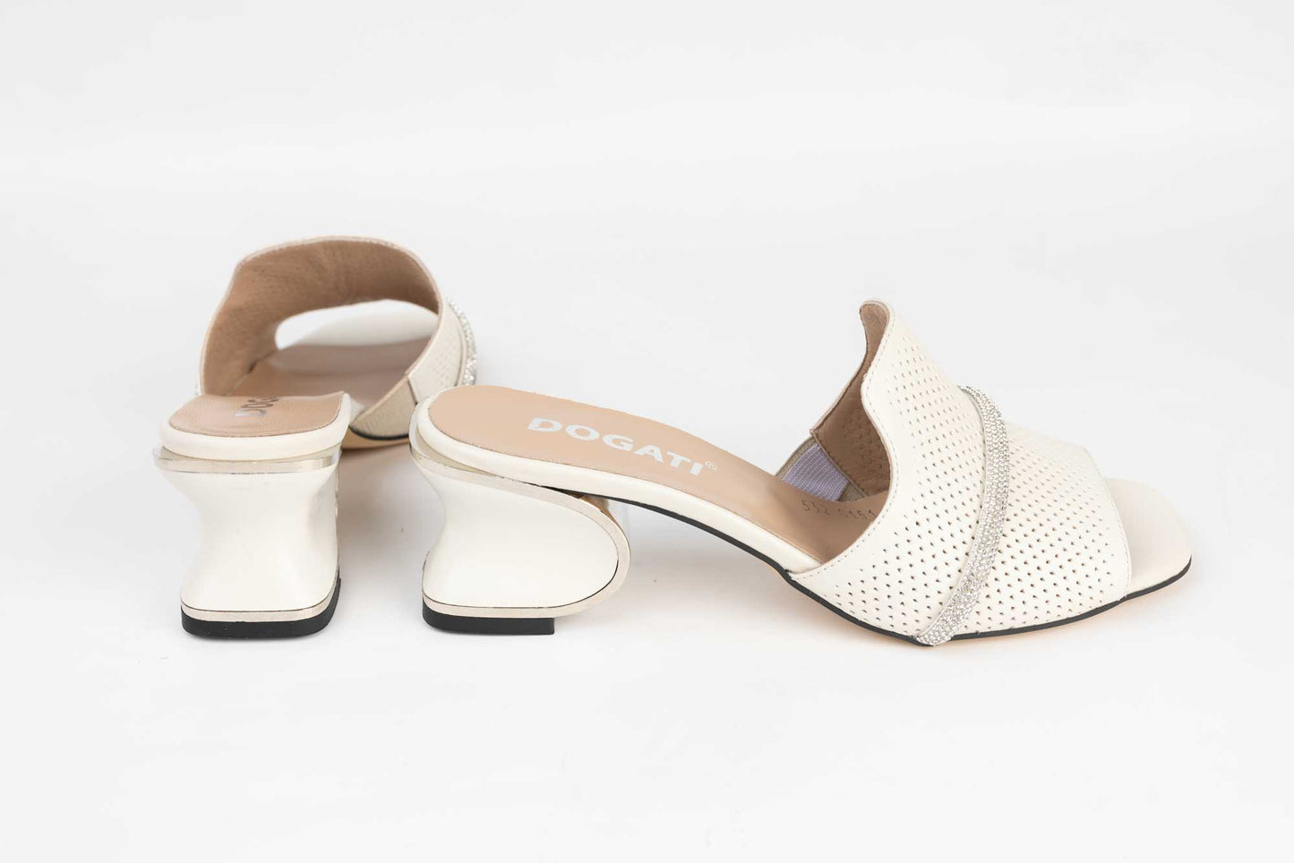 Saboti dama piele naturala intepata DOGATI 532 Bej