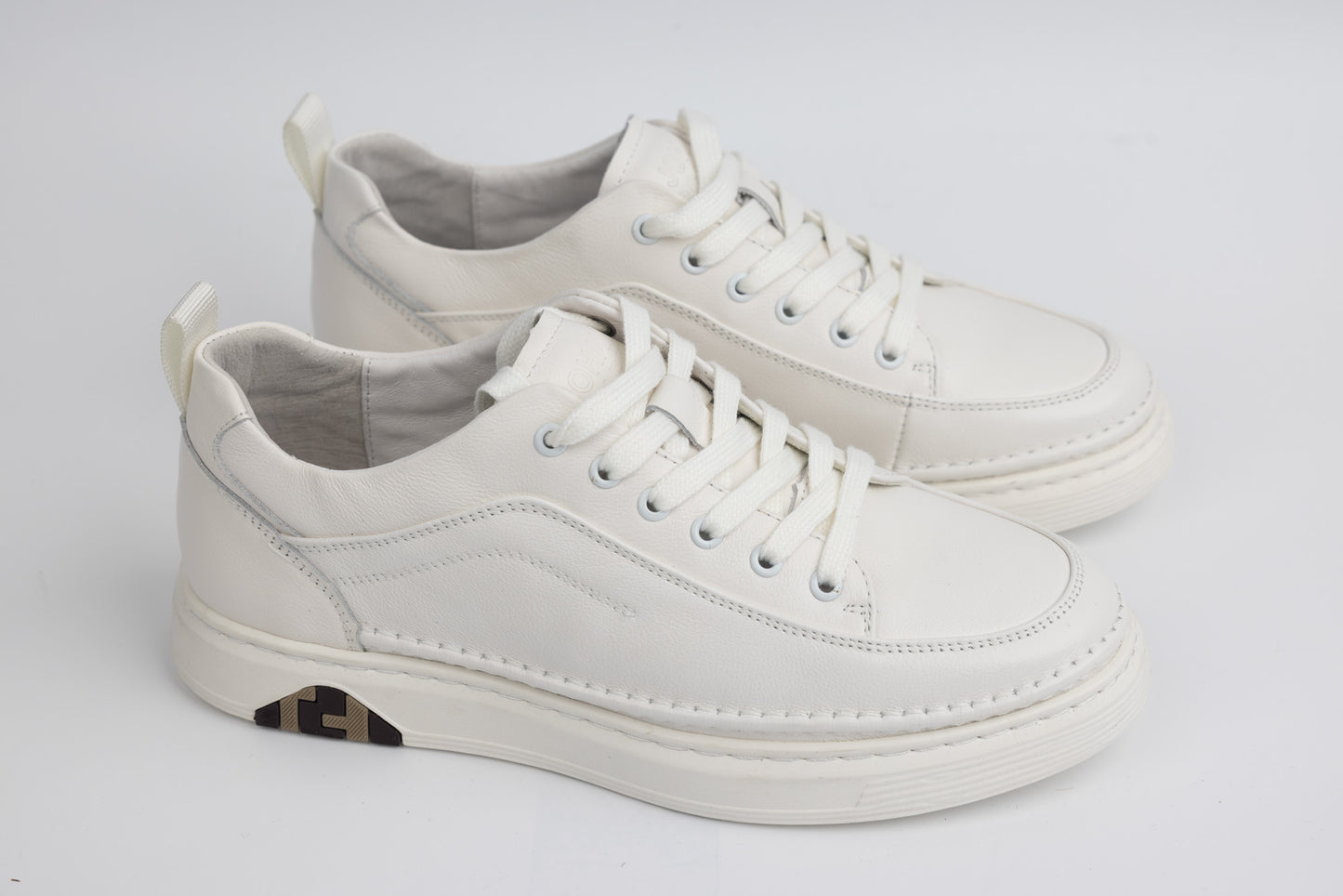 Unisex genuine leather shoes JOHAN 82826 White