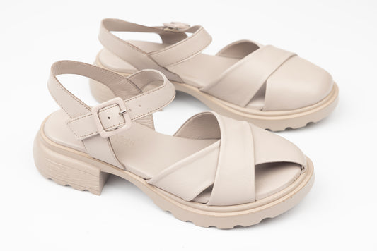 Women's genuine leather sandals ANNA VIOTI Beige