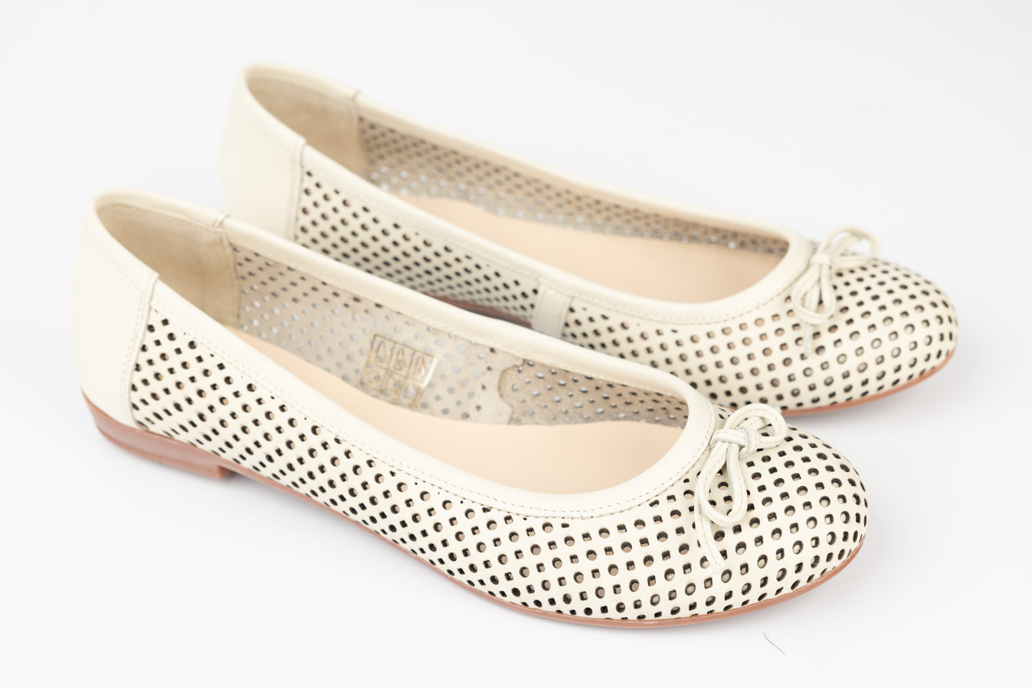 Balerini dama piele naturală perforați PREGO 1105 Bej