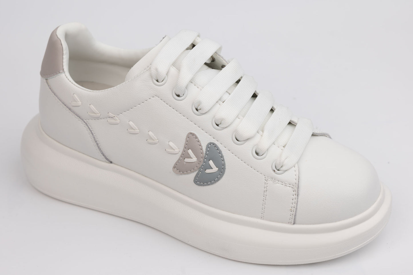 Women's sports shoes made of genuine leather FRANCO GERARDO 2-515 WHITE
