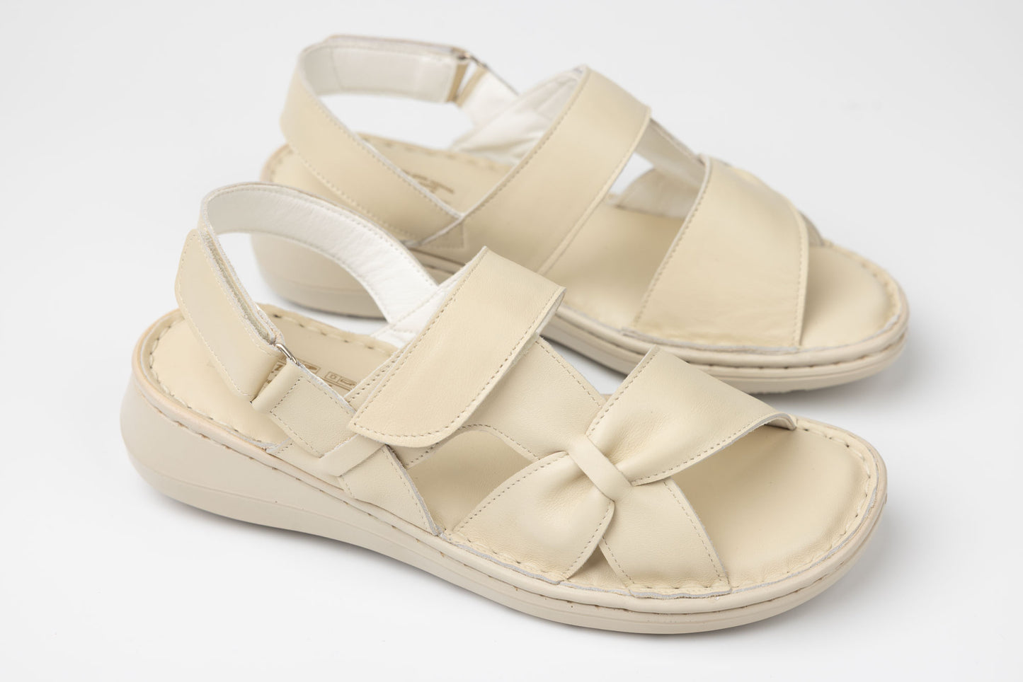 Women's genuine leather sandals ADELINE Tamy Beige