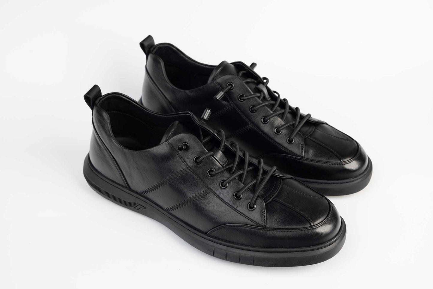 Pantofi din piele naturală barbati FILIPO 5720 N