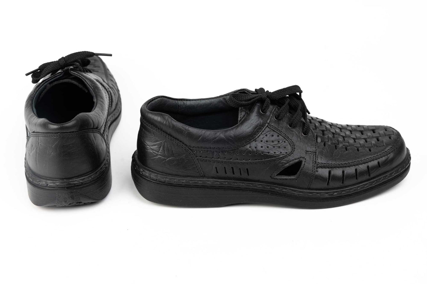 Men's shoes genuine leather TIGINA 100 N perforated