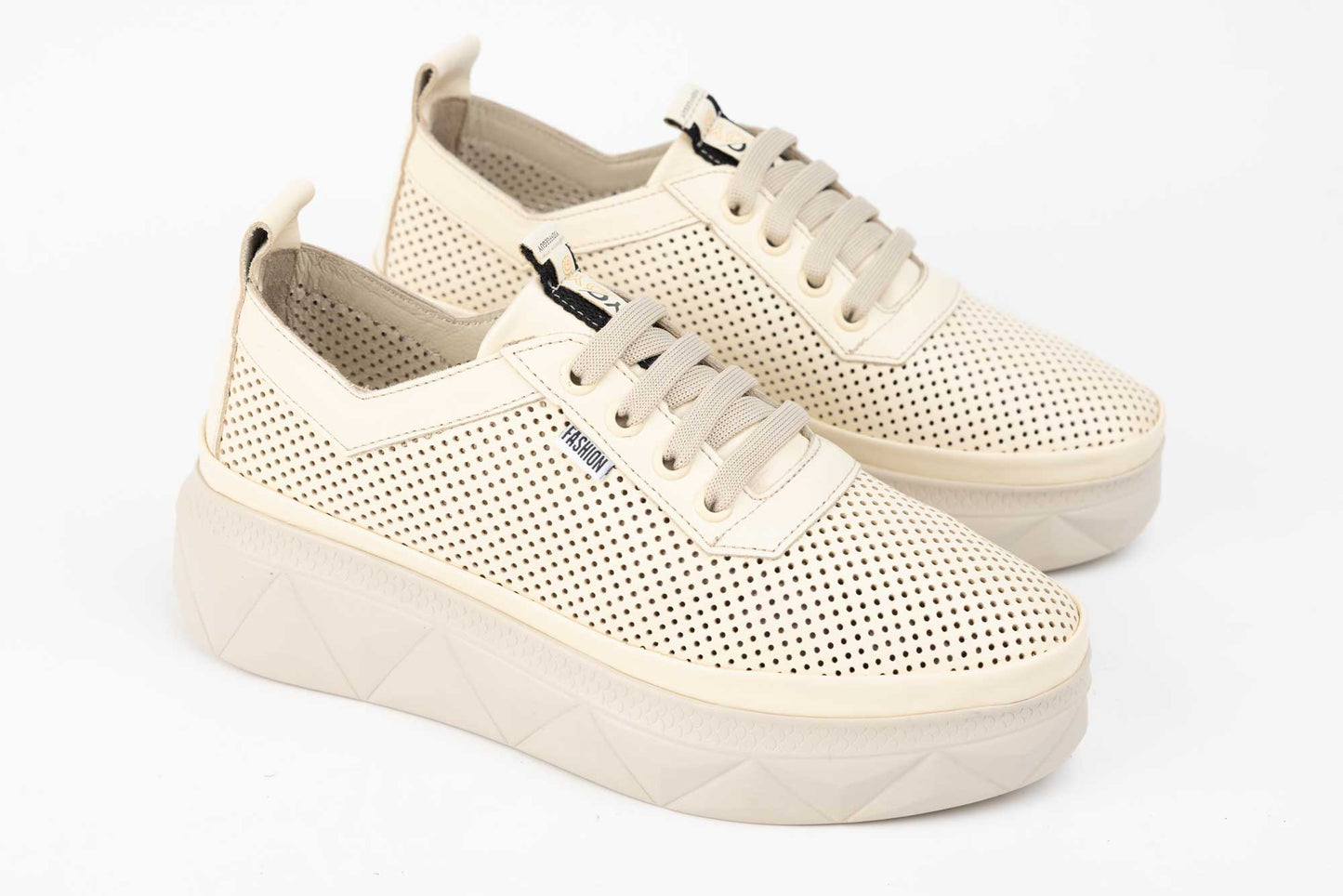 Pantofi dama piele naturala PERLA sport 610 bej
