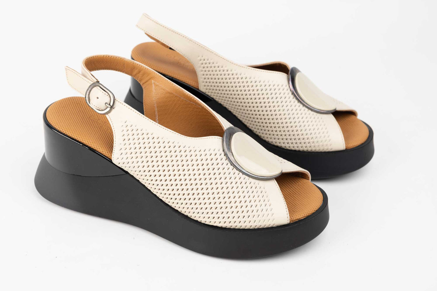 Women's genuine leather sandals LSD 500 Beige