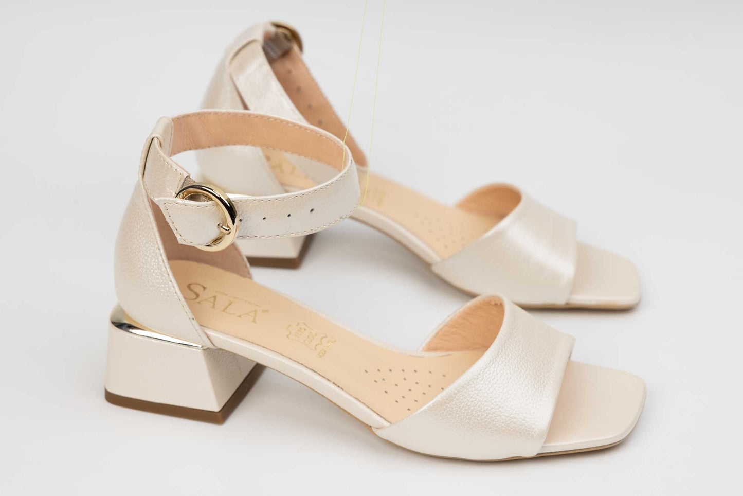 Women's genuine leather sandals SALA 20254 Pearl beige