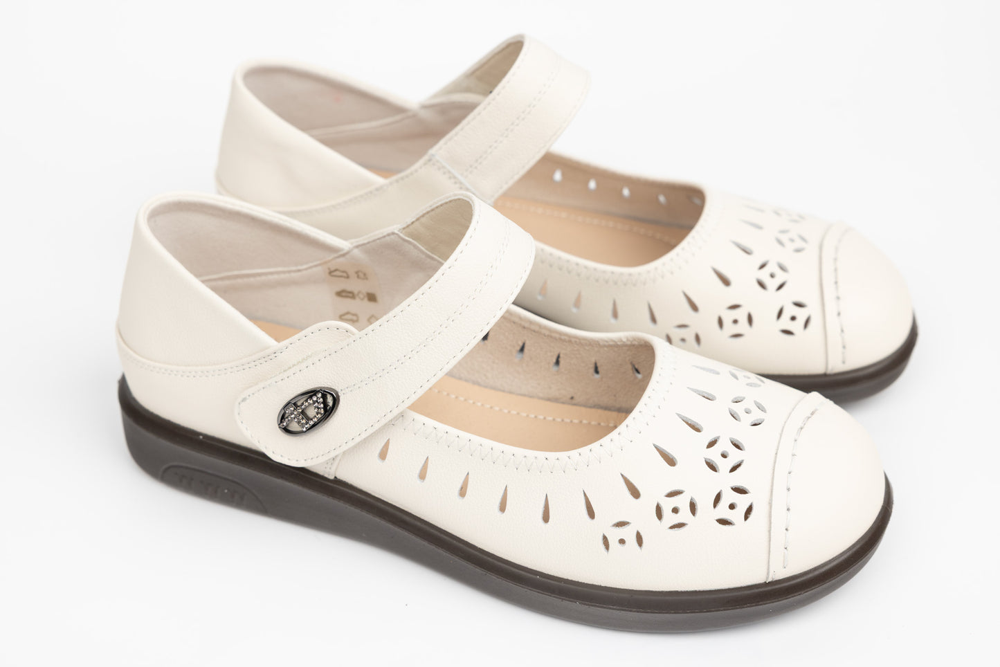 Pantofi dama piele naturală BETINA 2811 Bej perf