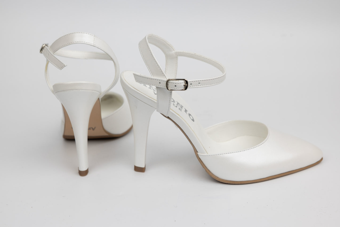 Pantofi dama piele naturală ANTONIO 38175 Alb