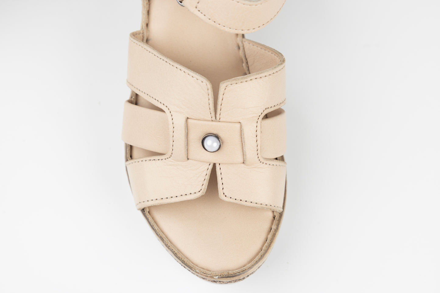 Women's genuine leather sandals ANNA VIOTI 396 Beige