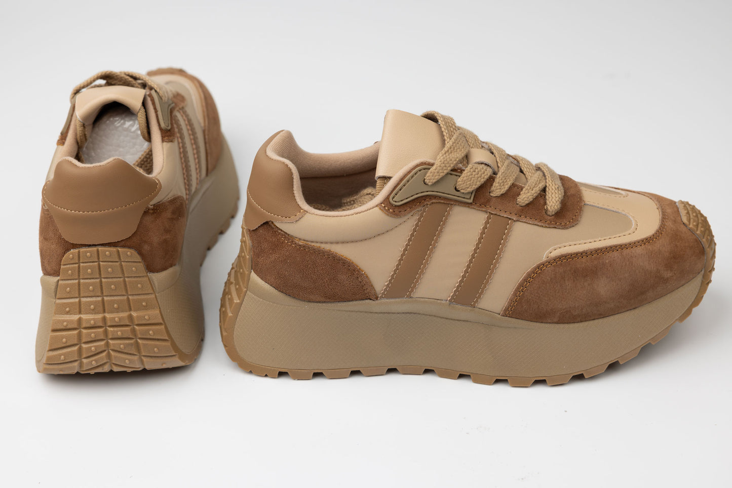 Adidași damă casual sport FEELING 902 Coffe