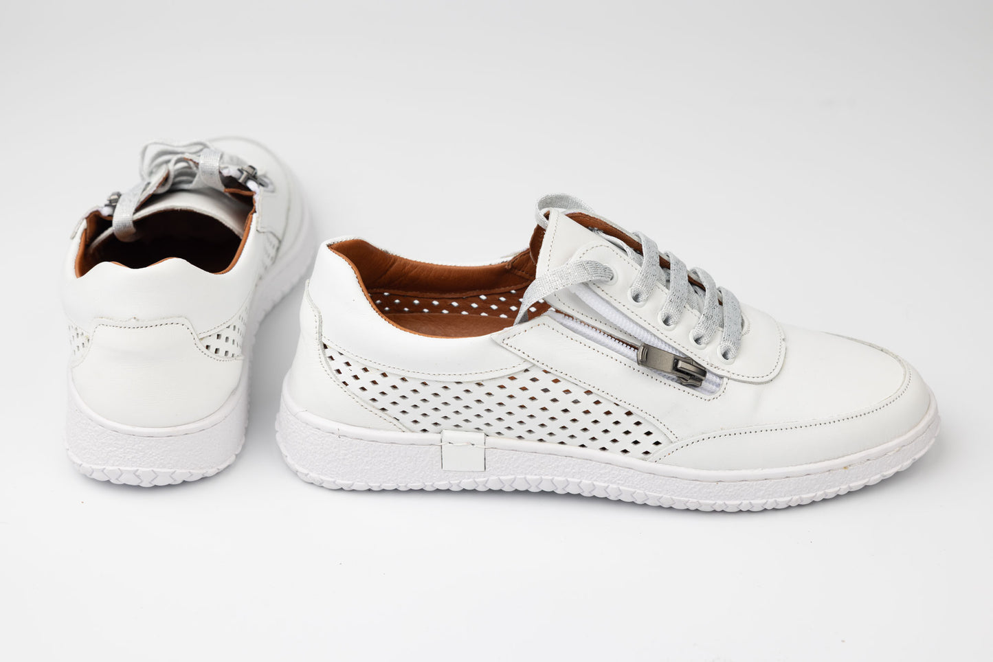 Pantofi damă piele naturală PLSD 03 Alb perforat fermoar