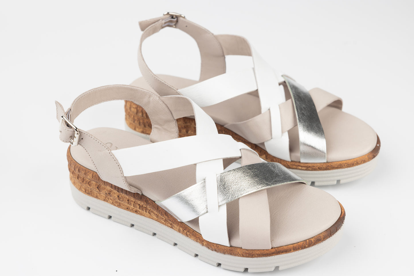 Women's genuine leather sandals ANNA VIOTI 2572 White