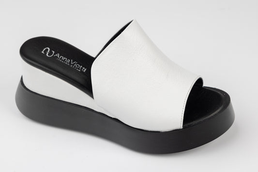 Saboti dama piele naturală ANNA VIOTI 862 Alb