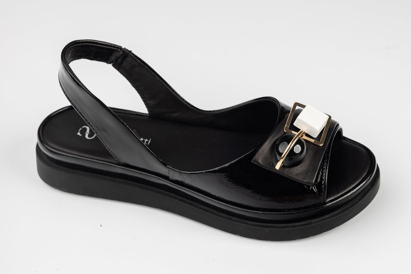 Women's sandals made of natural leather ANNA VIOTI 30-07 N