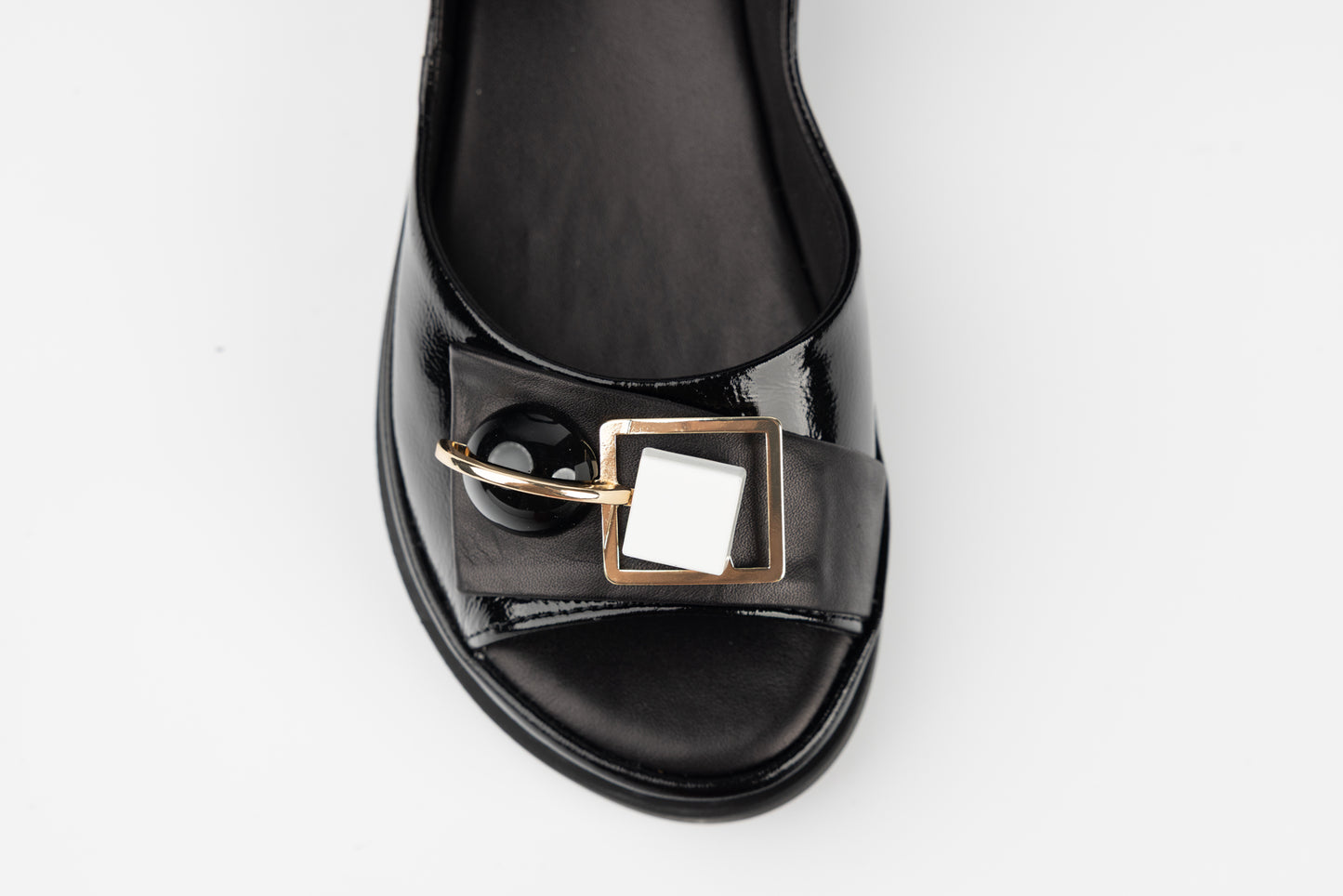 Women's sandals made of natural leather ANNA VIOTI 30-07 N