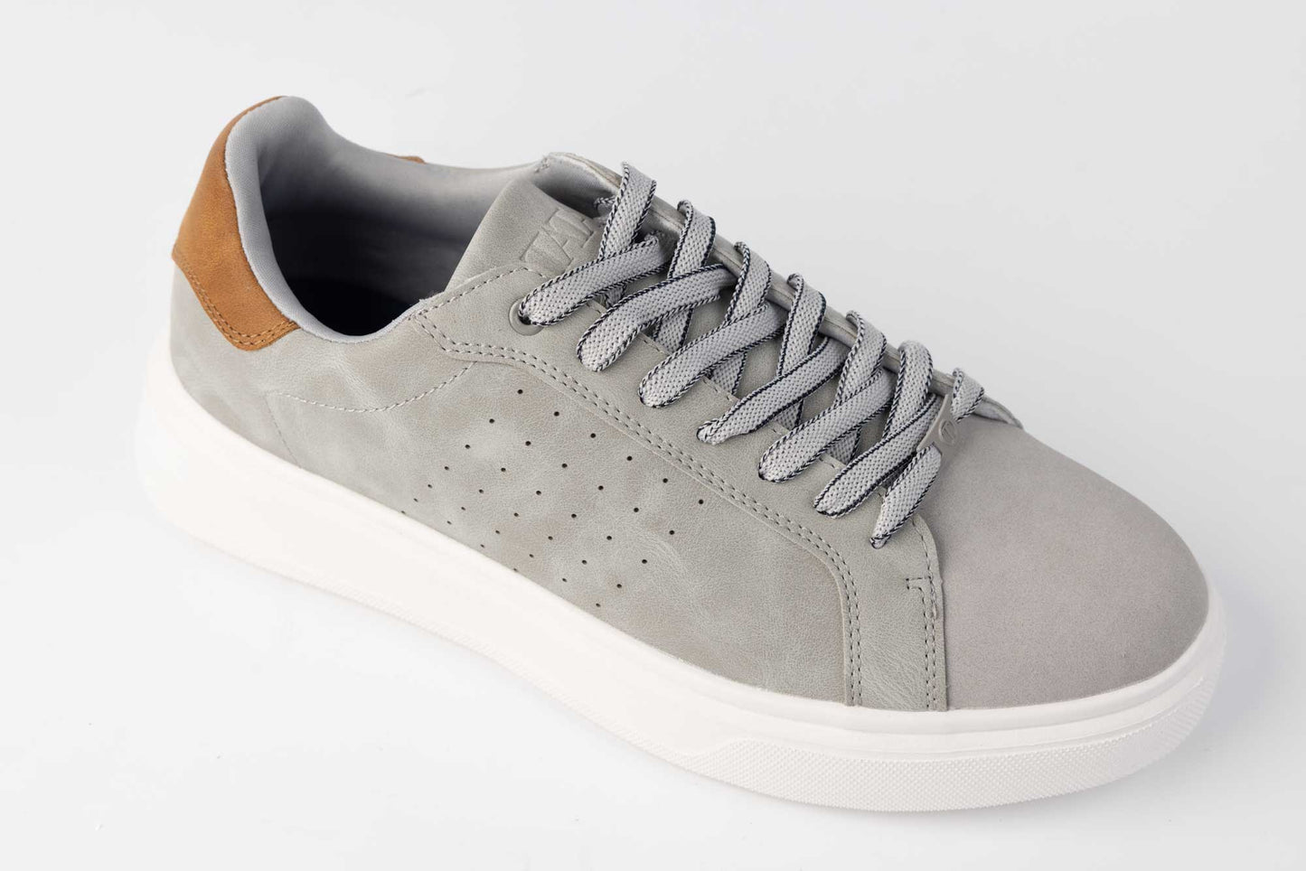 Casual shoes TATA 237-24 Grey