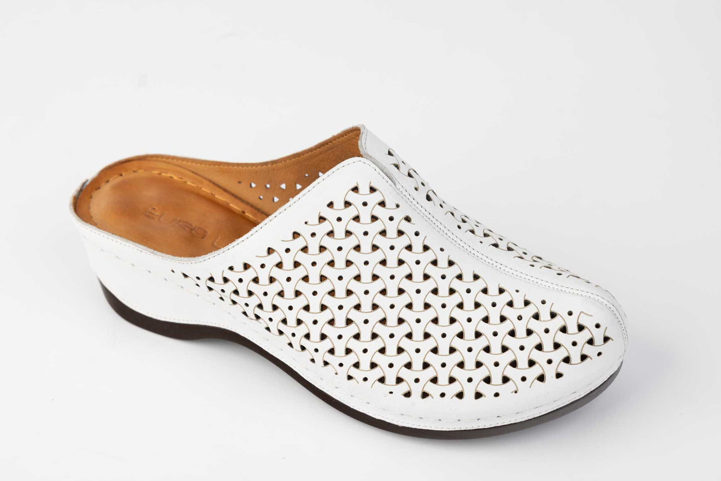 Women's perforated clogs made of natural leather LSD 528 White