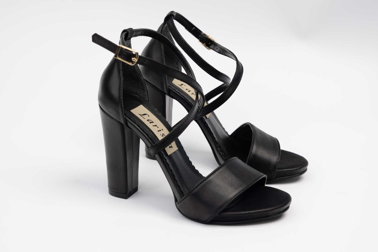 Elegant women's sandals made of natural leather LARISA 2-41 N box 