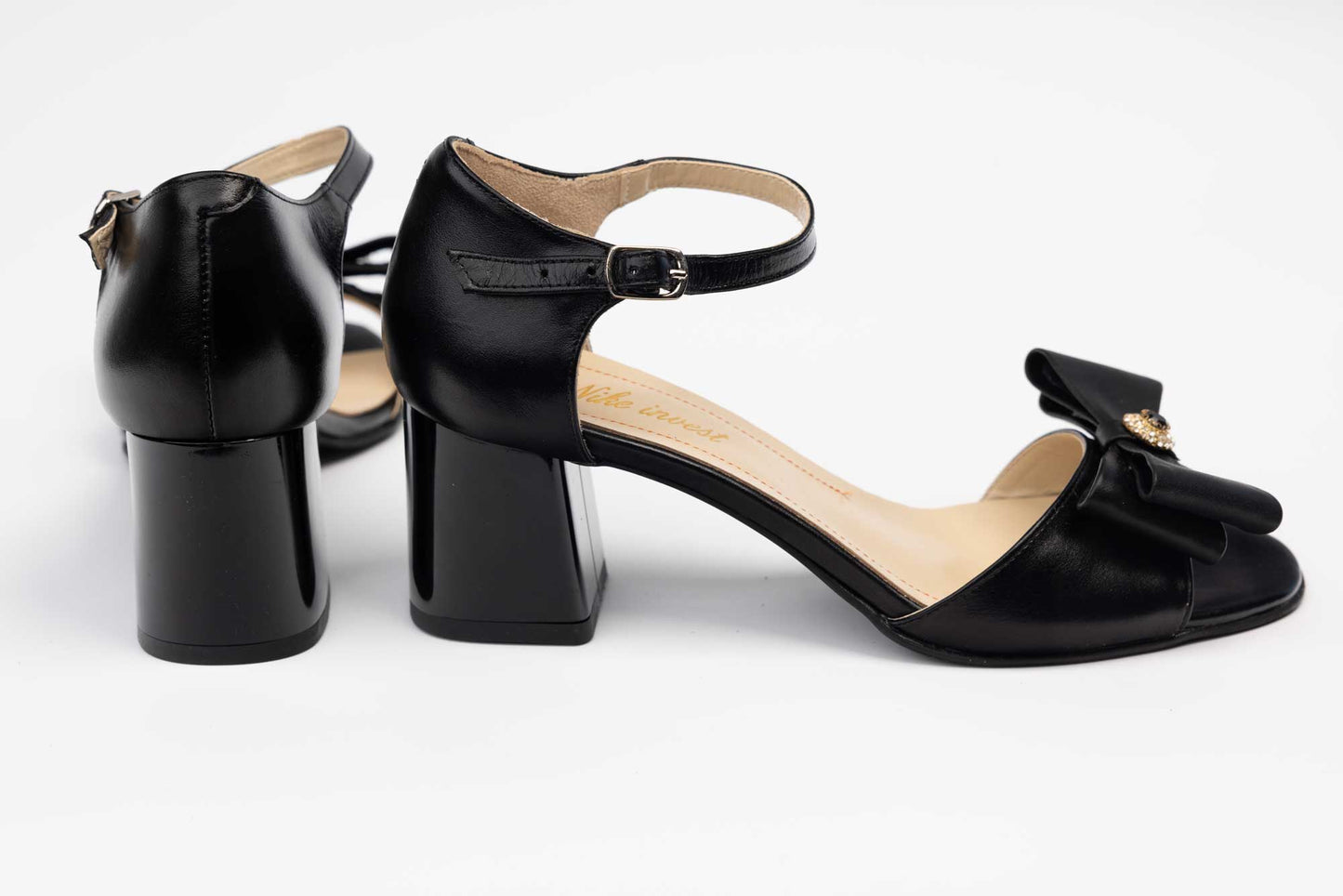 Women's genuine leather sandal NIKE 762 N box (accessory)