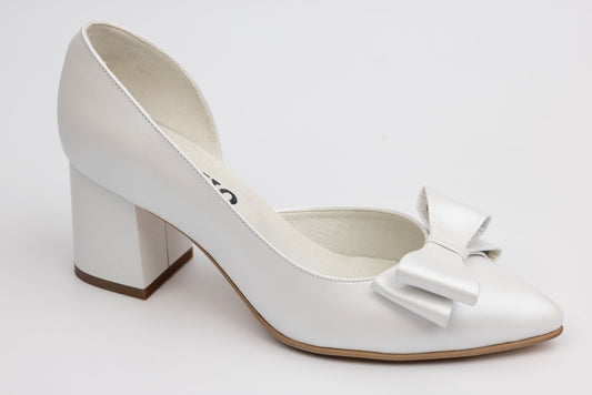 Pantofi dama decupati din piele naturala ANTONIO 4462 Alb
