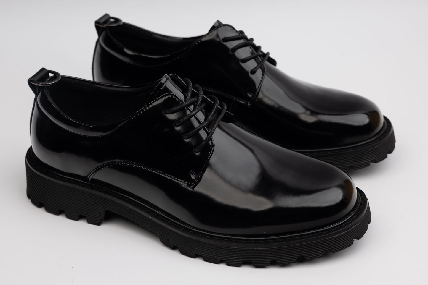 Pantofi barbati piele naturală lăcuită JOHAN 66601 N lac