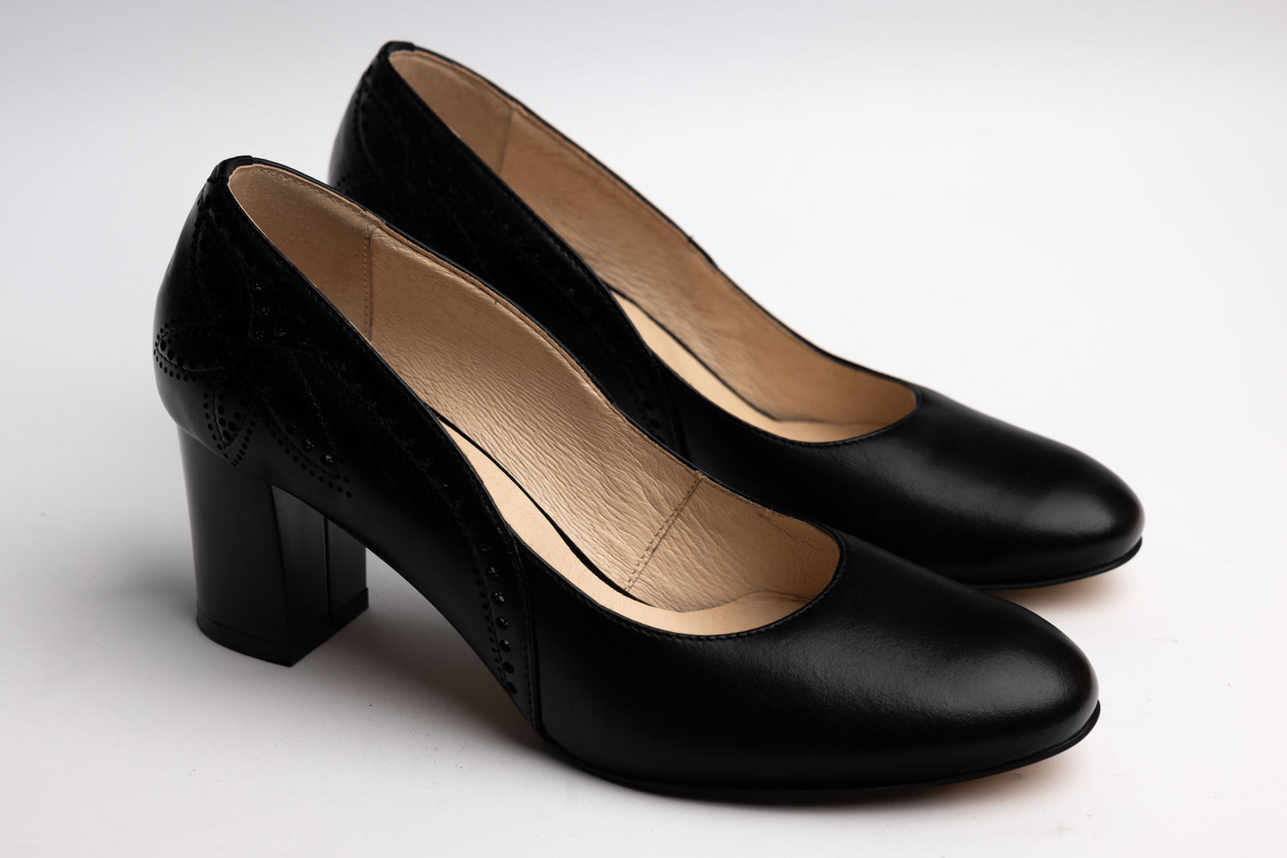 Women's genuine leather shoes SAVANA 541-20 N box are