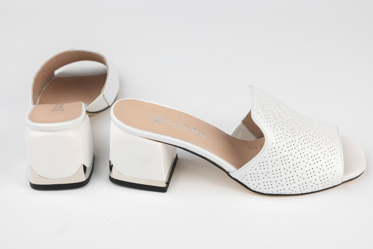 Women's genuine leather clogs 7104-1 White