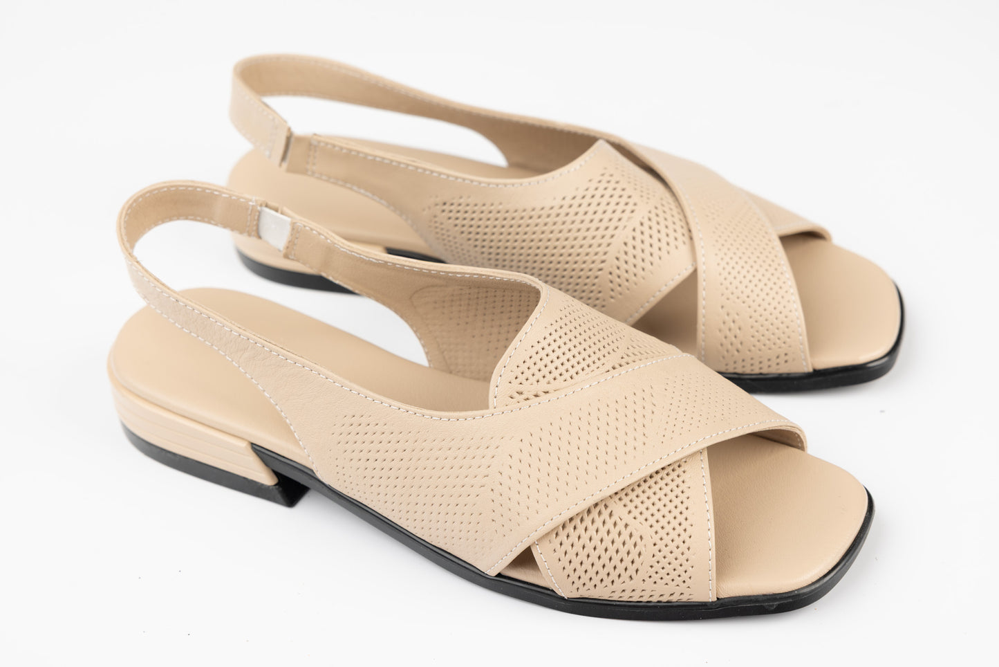 Women's genuine leather sandals LSD 1000 Beige