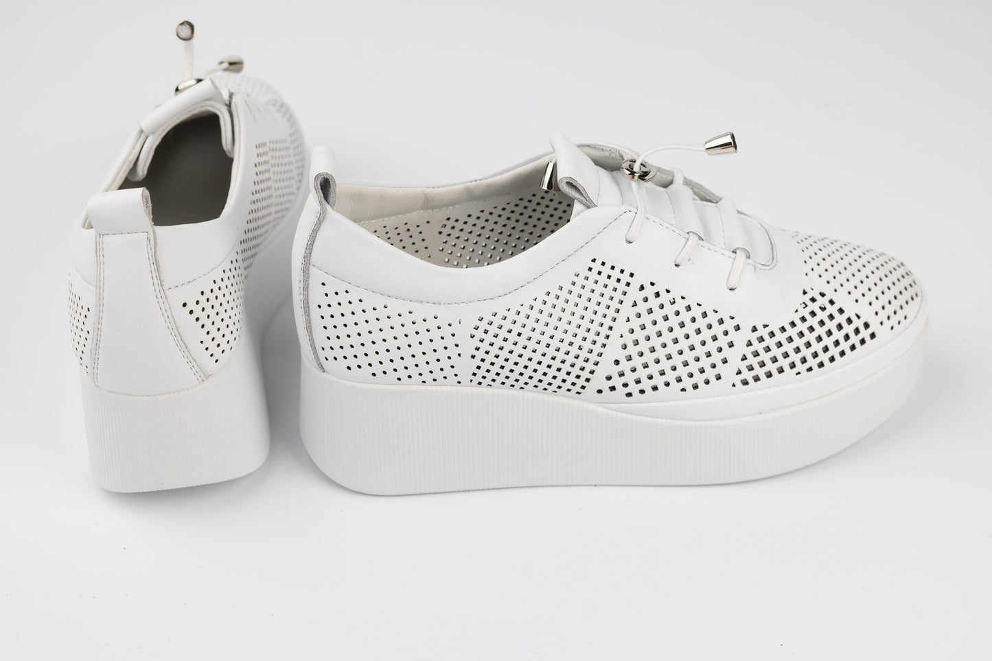 Pantofi dama casual piele naturala BETINA 5683 Alb perforat