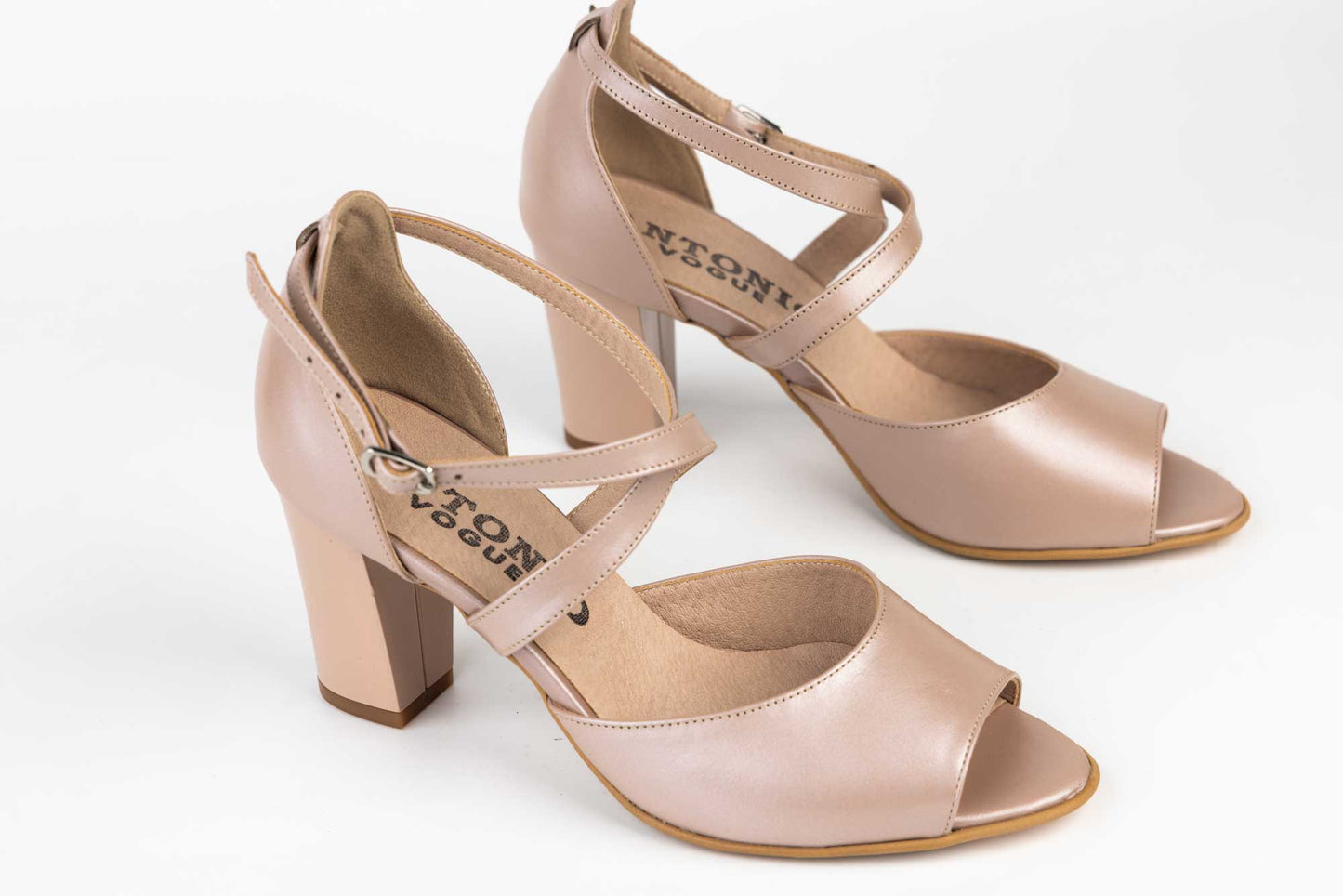 Women's sandals made of genuine leather ANTONIO 33336 Pearl grey