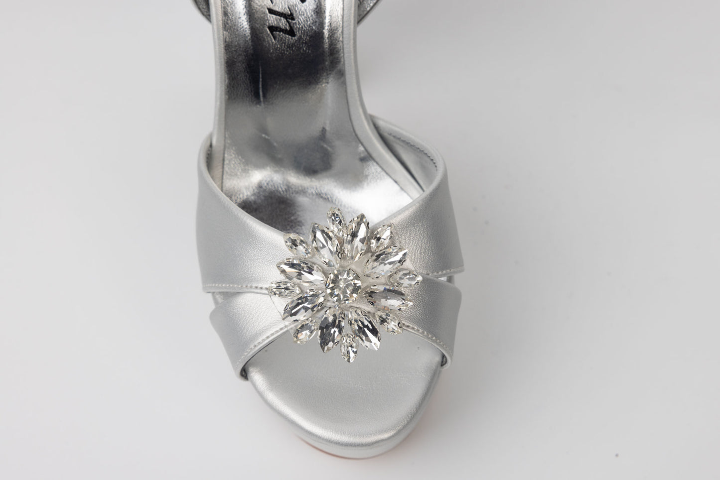 Women's sandals Karin 7171 silver with flower and crystals