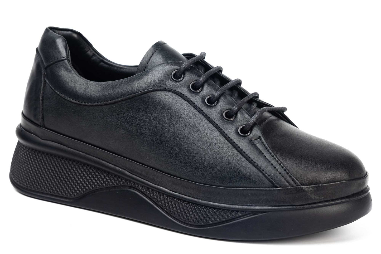 Women's casual shoes made of genuine leather LSD 205 black