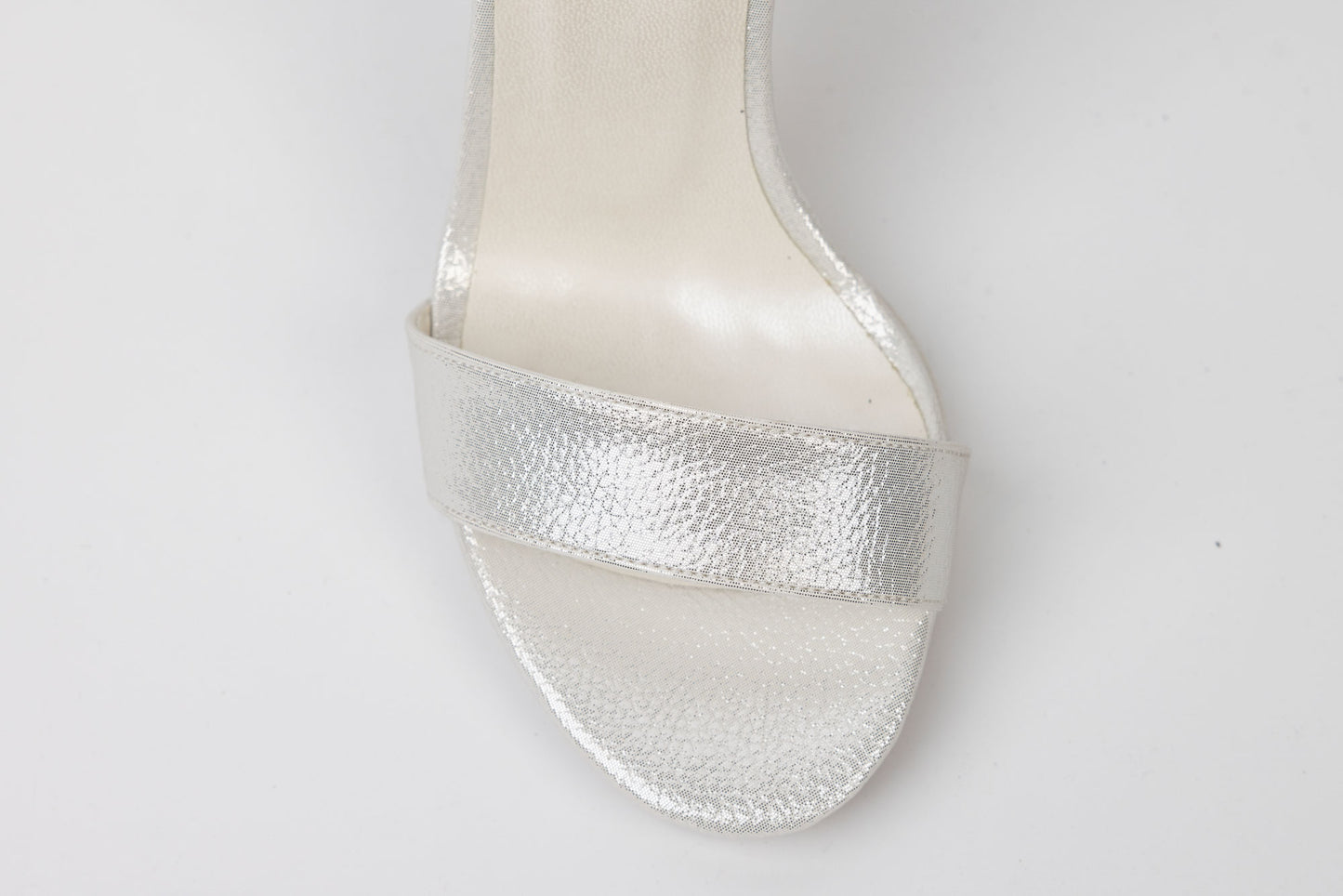 Women's sandals KARIN 6300-1 white croco satin with a crystal necklace
