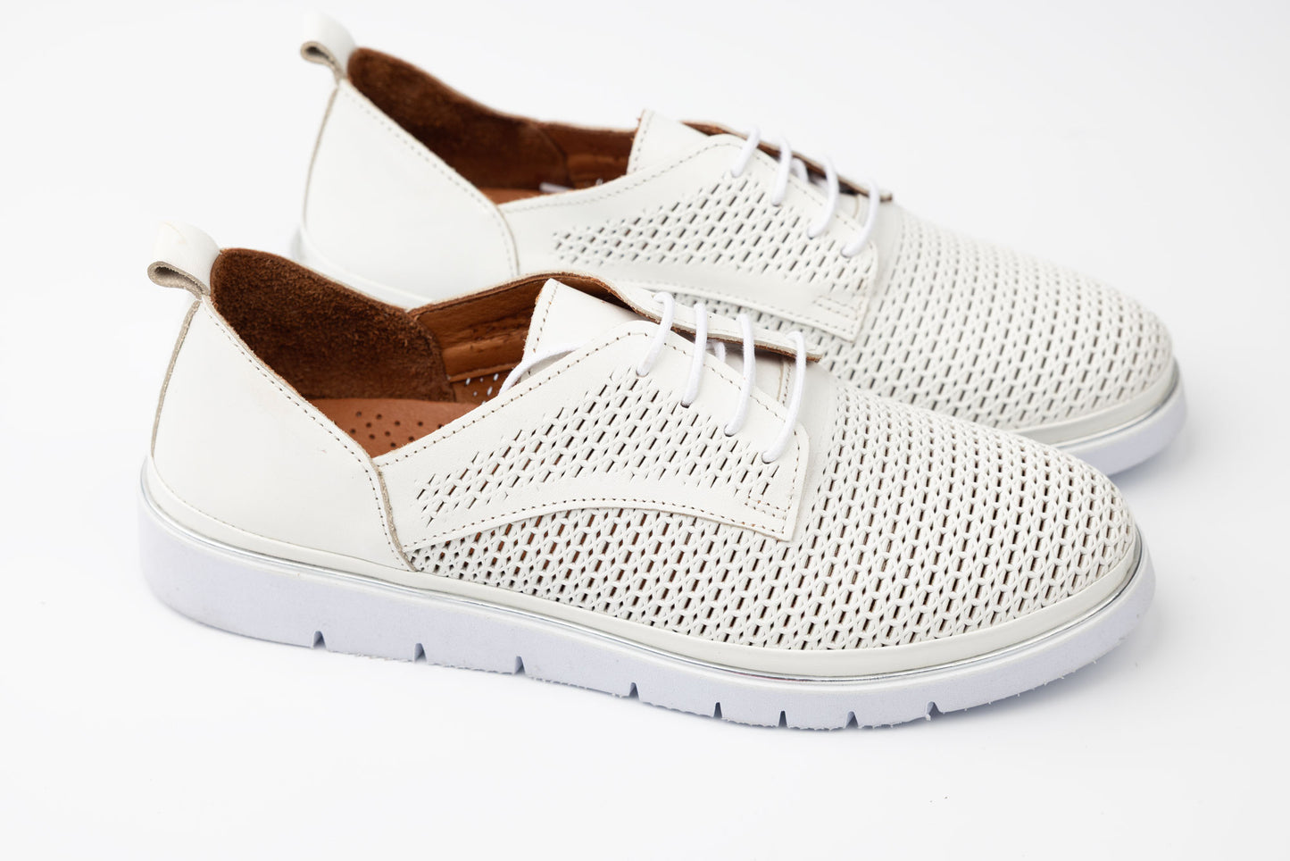 Pantofi dama piele naturală perforata DONNA STYL sport 500 Alb