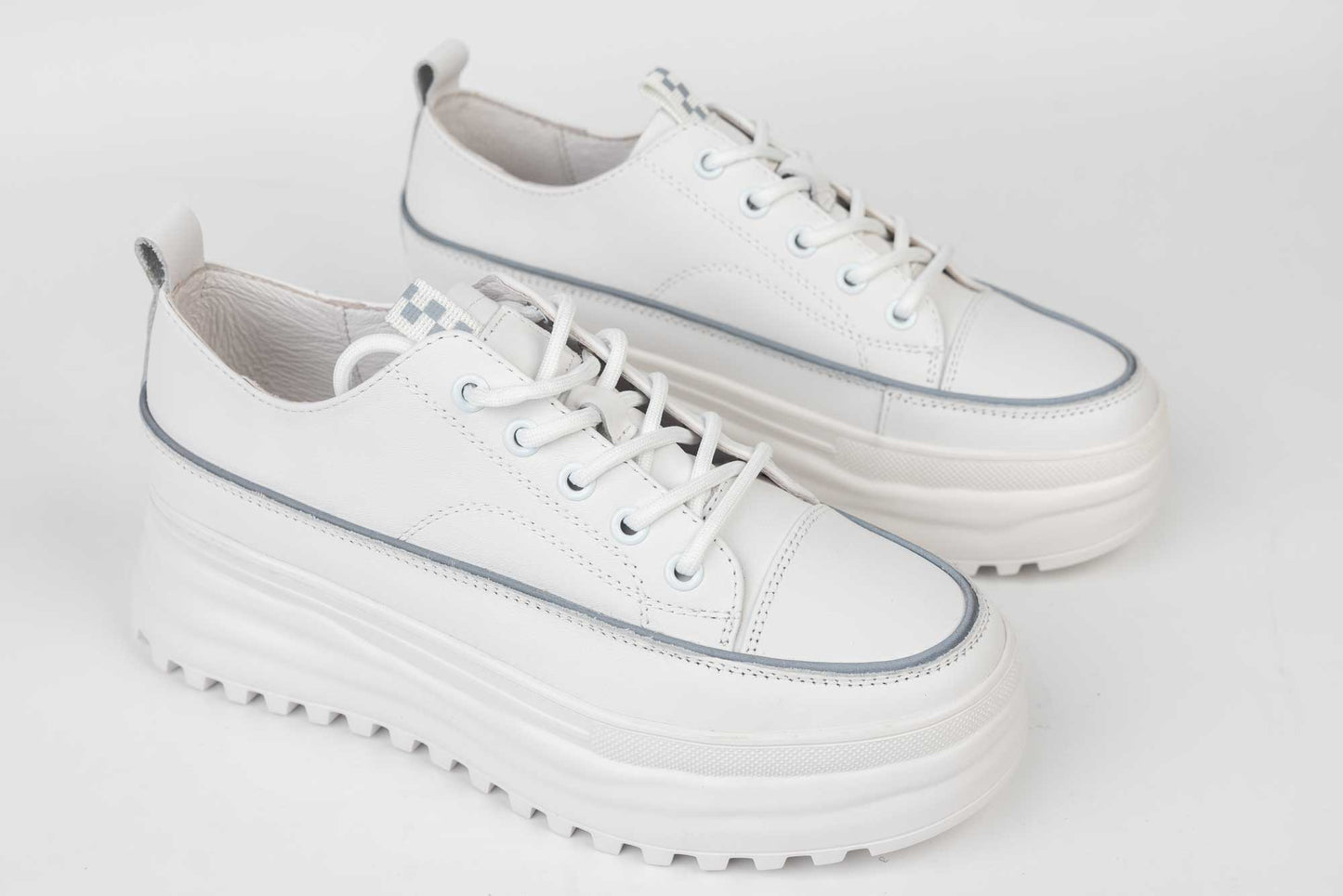 Women's casual shoes BETINA 22195 White