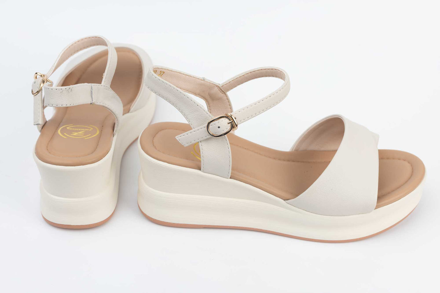 Women's sandals made of genuine leather FORMAZIONE 2719 Cream