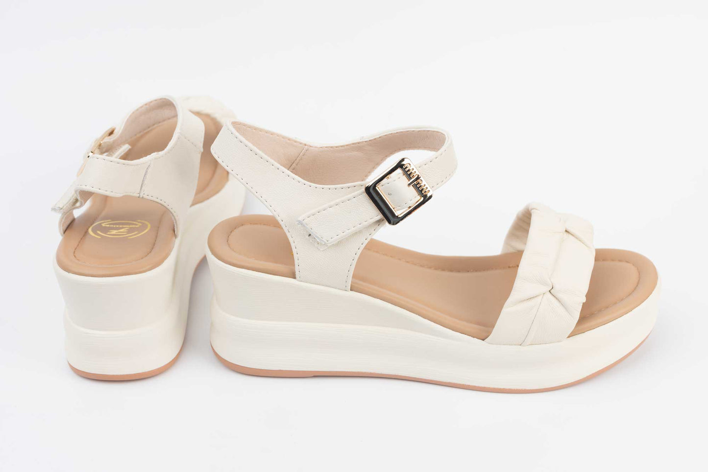 Women's sandals made of genuine leather FORMAZIONE 2718 Cream