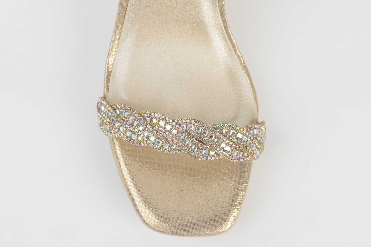 Women's sandals made of eco-leather MENBUR 24796 Gold