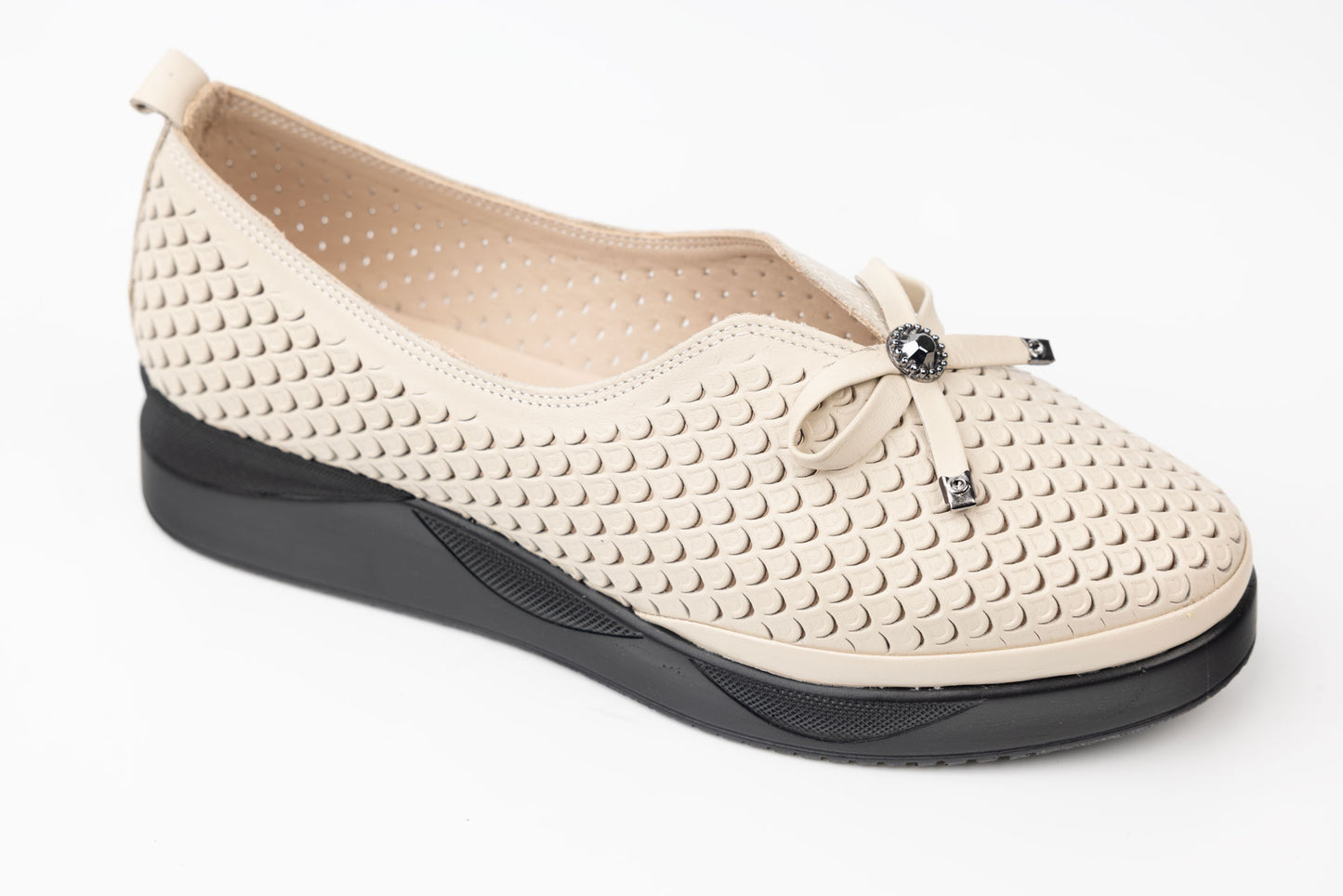 Women's perforated genuine leather shoes LSD 251 Beige