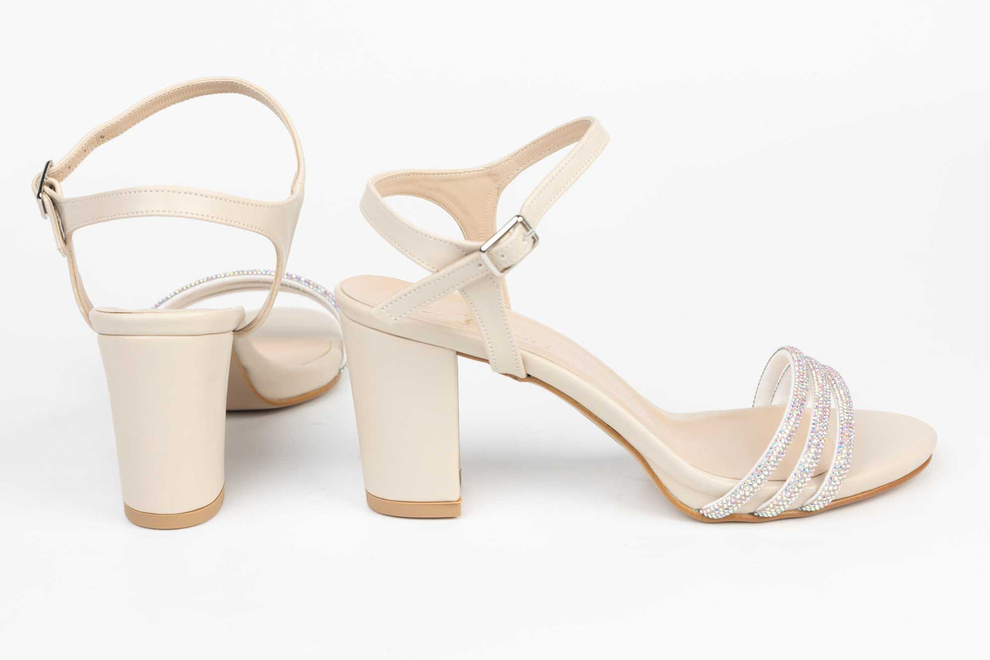 Women's eco-leather sandals KARIN 701 cream