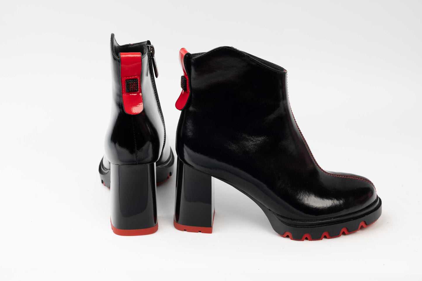 Women's boots in glossy natural leather JOSE SIMON 9735 NR lacquer