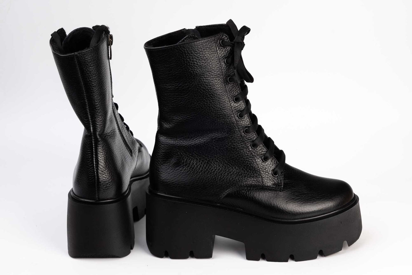 Women's casual boots made of natural leather LARISA Lili N box