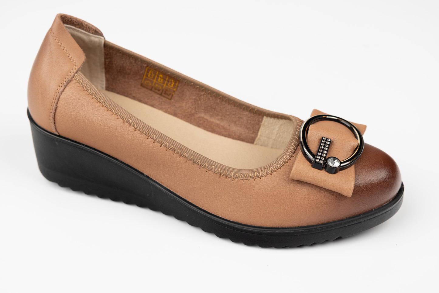 Women's casual genuine leather shoes FORMAZIONE 220711 Apricot