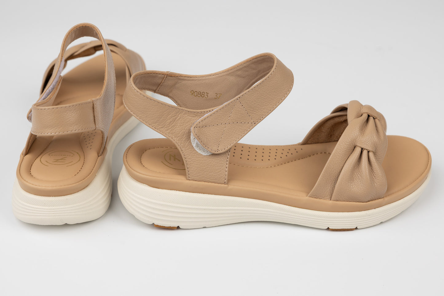 Women's sandals made of genuine leather FORMAZIONE 90883 Apricot