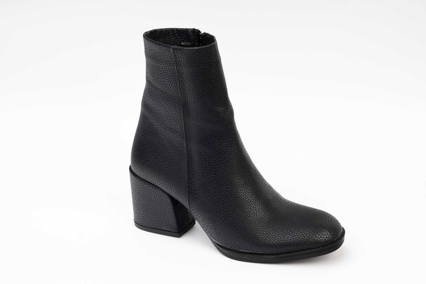 Women's casual boots made of eco-leather LONDON 6001-17 N box