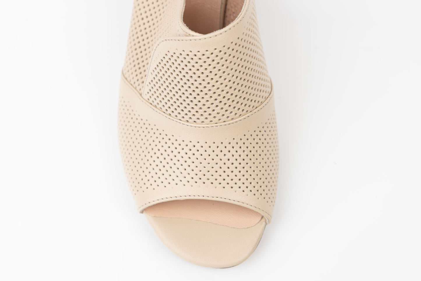 Women's genuine leather sandals LSD 911 Beige